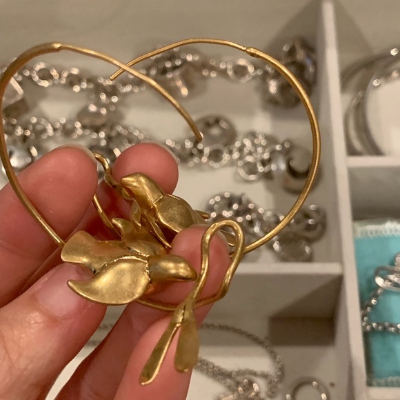 Tory Burch Dove Hoop Earrings